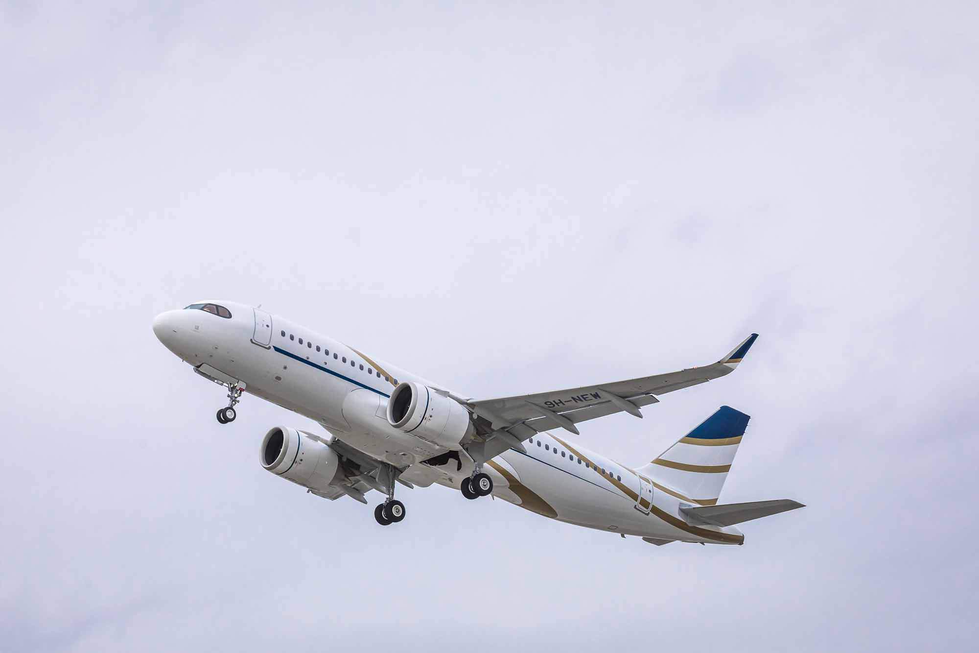 Comlux-ACJ320neo-in-flight-.jpg