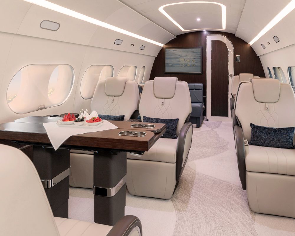 AJC 220-034-comlux-9h-220-CJ-.jpg