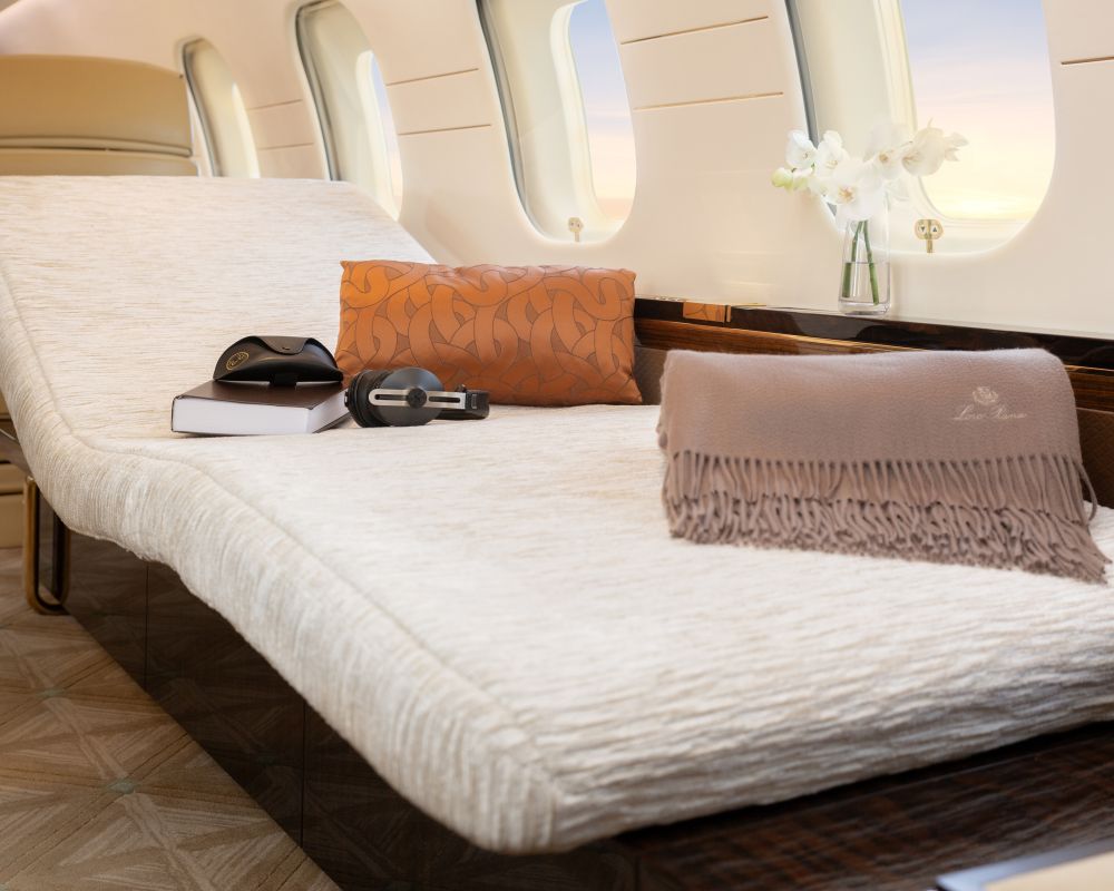 Global-017-comlux-hh-pro- copy.jpg