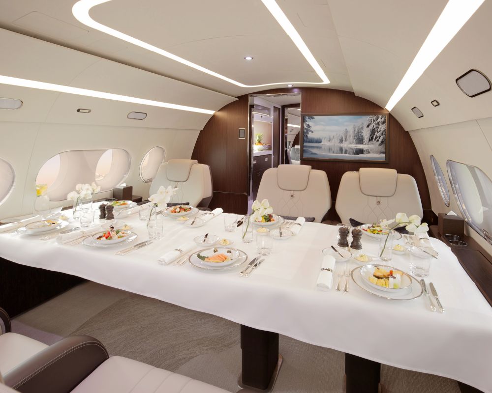 AJC 220-043-comlux-9h-220-CJ-.jpg